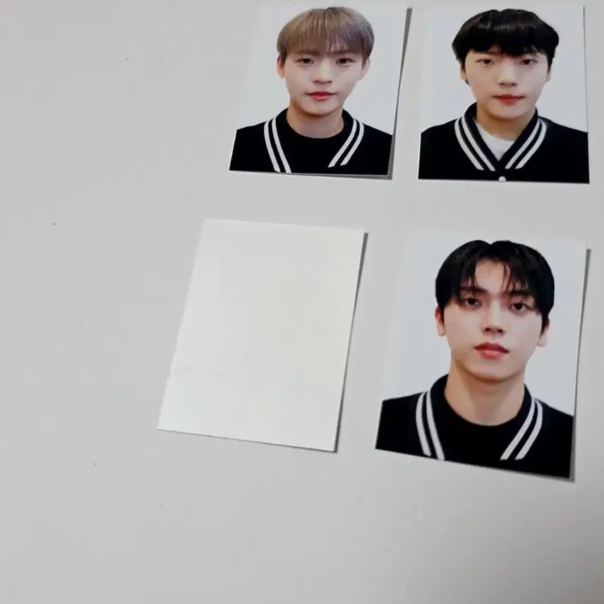 [BUNJANG] ONF Jacket Proof Photo Set / 온앤오프(ONF) 과잠 증명사진 세트