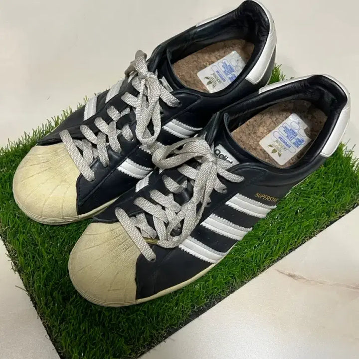 [BUNJANG] Adidas Superstar Premium Black White Sneakers / [275] 아디다스 슈퍼스타 프리미엄 블랙 화이트