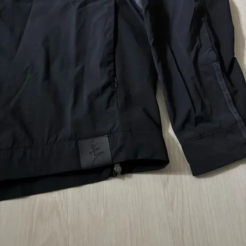 [SOLD OUT] 아디다스 바람막이 M