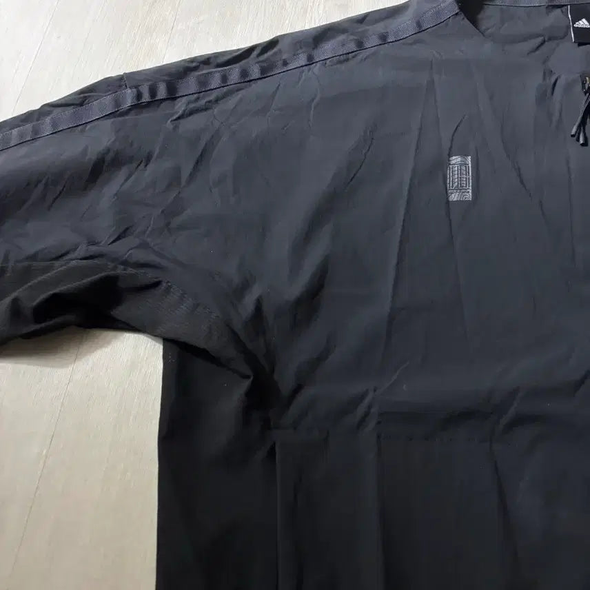 [SOLD OUT] 아디다스 바람막이 M