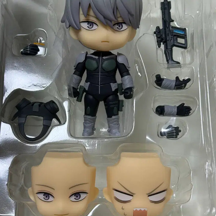 [SOLD OUT] 괴수8호 이치카와 레노 넨도 룩업 원화전 아크릴 피규어 가챠