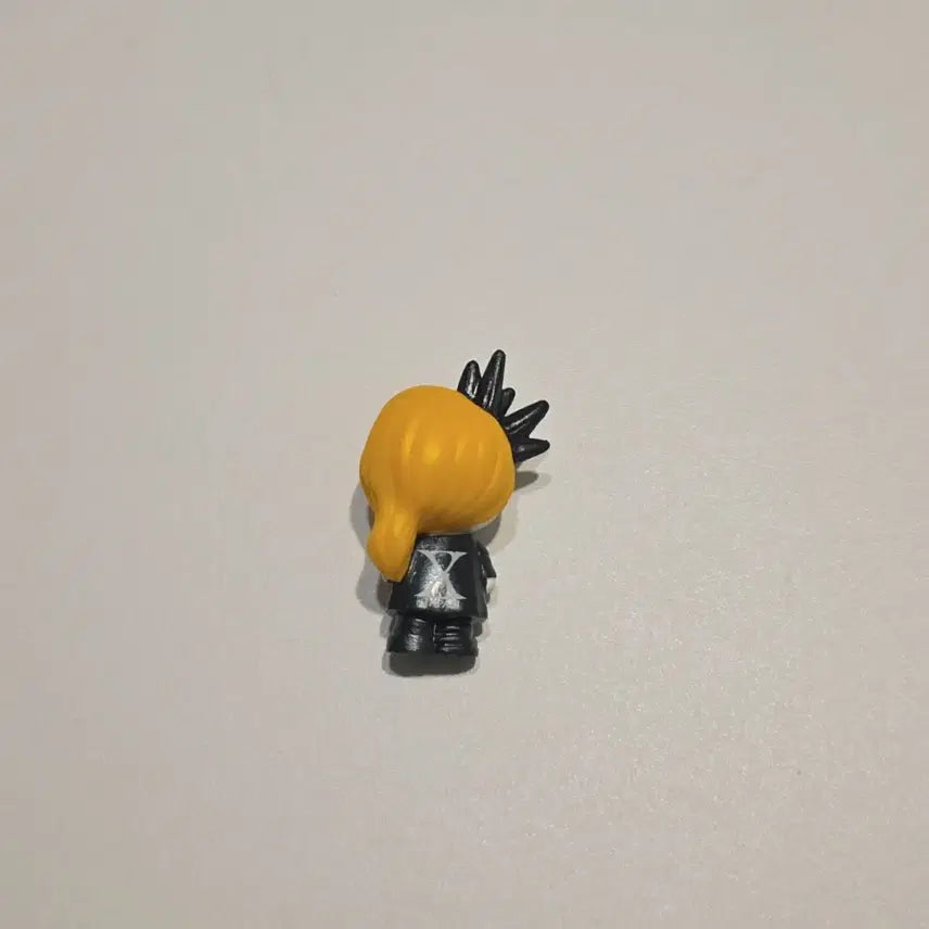 [BUNJANG] Yoshikitty Chocolate Egg Figure / 요시키티 초코에그 피규어