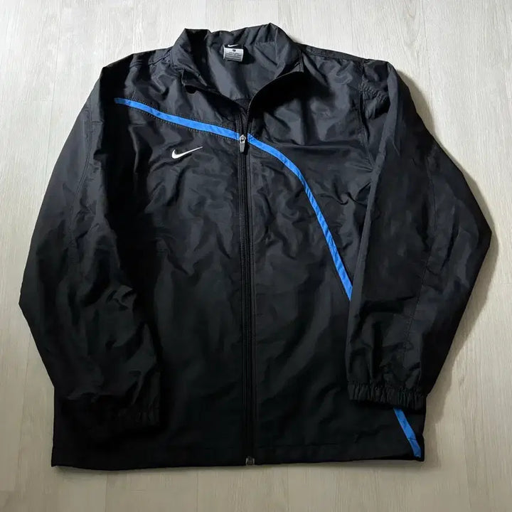 [SOLD OUT] 나이키 바람막이 L