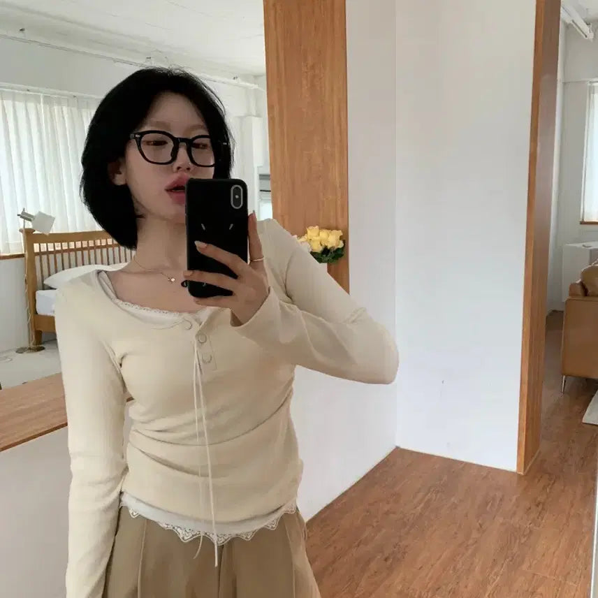 [BUNJANG] Mayfrom Lemne Balletcore Tea Ivory Lace Layered T-Shirt / 메이프롬 렘느 발레코어 티 아이보리 레이스 레이어드