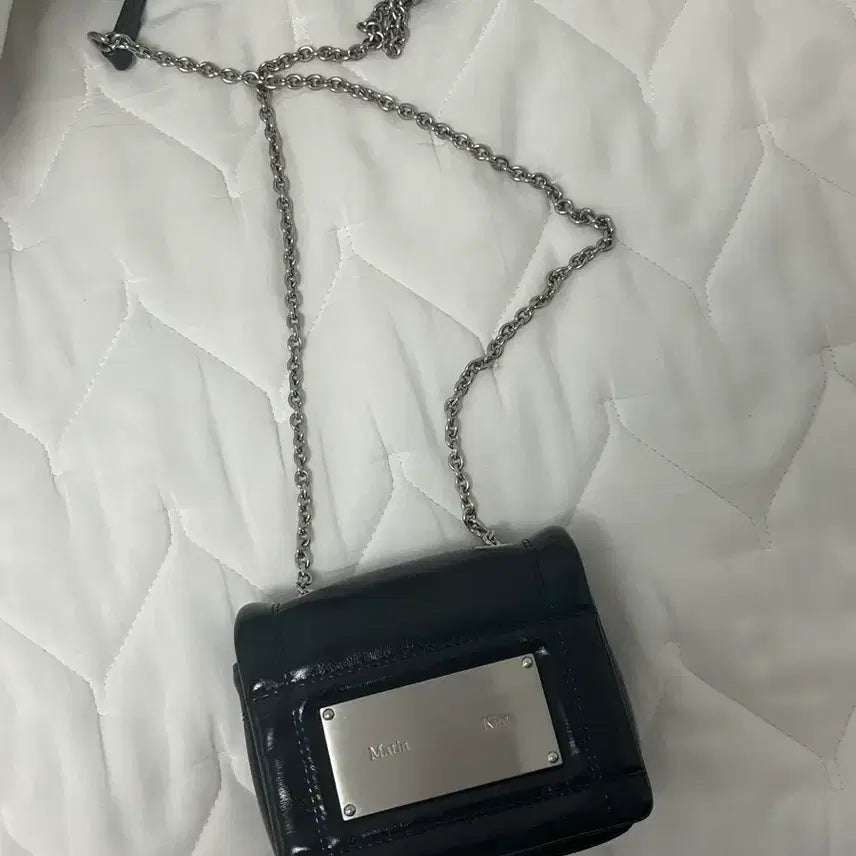 [BUNJANG] Matin Kim Chain Crossbody Bag / 마뗑킴 체인 크로스백
