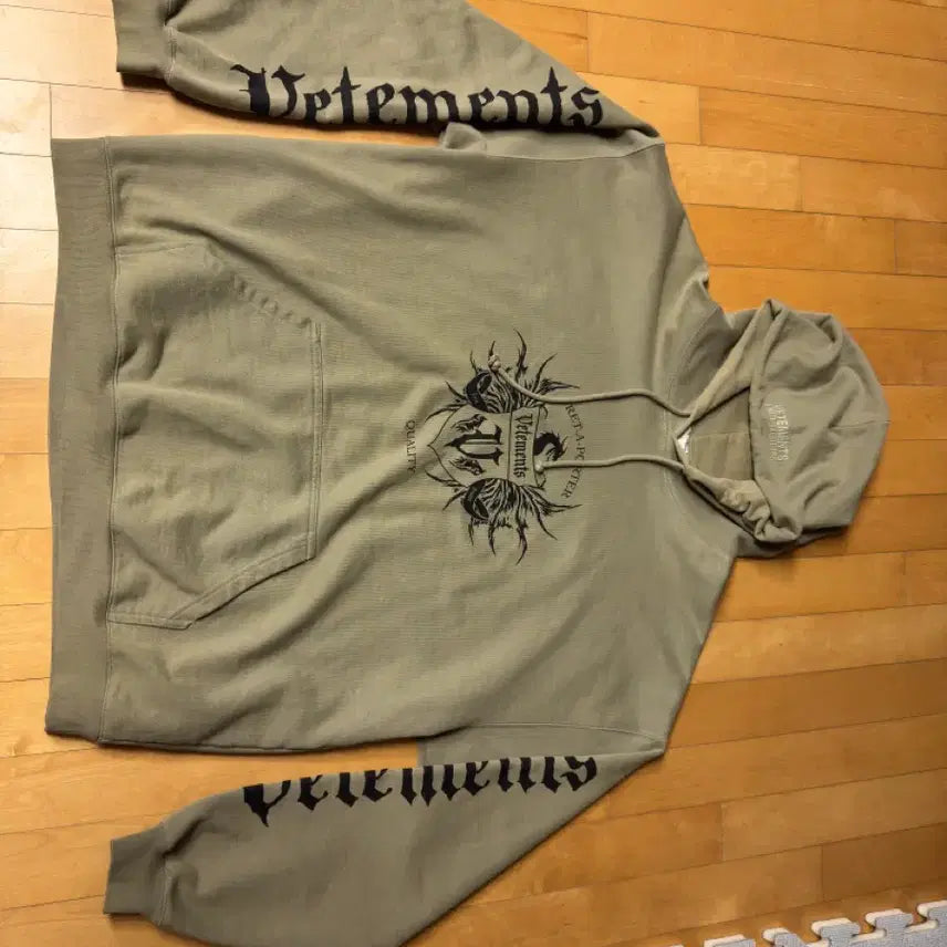 [BUNJANG] Vetements Black Label Logo Hoodie Gray / (정품) 베트멍 21FW 블랙라벨 로고 후드티셔츠 그레이
