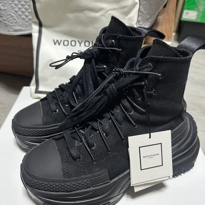 [BUNJANG] Wooyoungmi Double Lace High-Top Sneakers / 우영미 더블레이스 하이탑 블랙