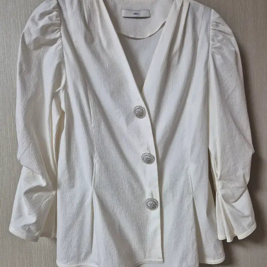 [SOLD OUT] 듀엘 블라우스 브이넥 퍼프 블라우스 55