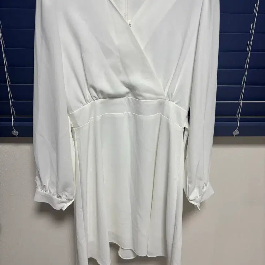 [BUNJANG] Benito White Ribbon Mini Dress / 베니토 화이트 리본 원피스