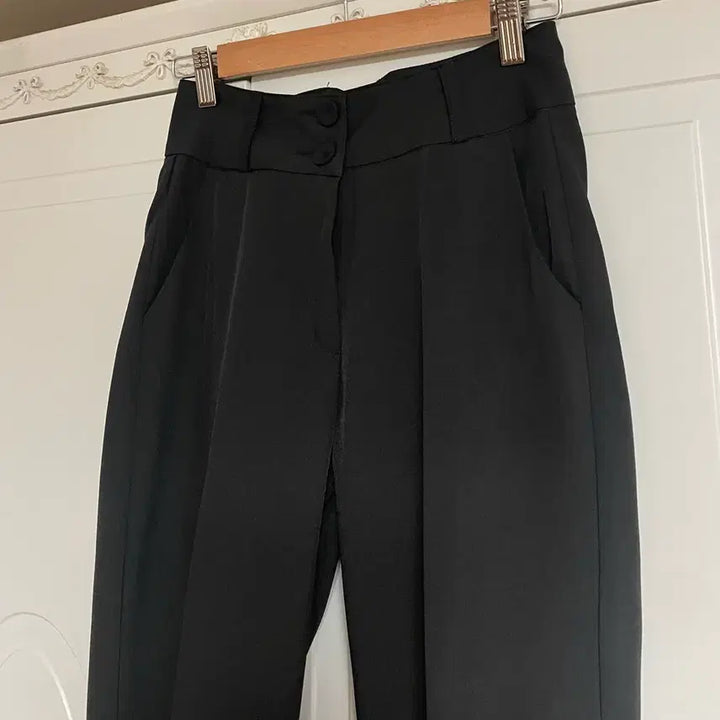 [BUNJANG] Two-Button High-Waist Slacks / 투버튼 하이웨스트 슬랙스