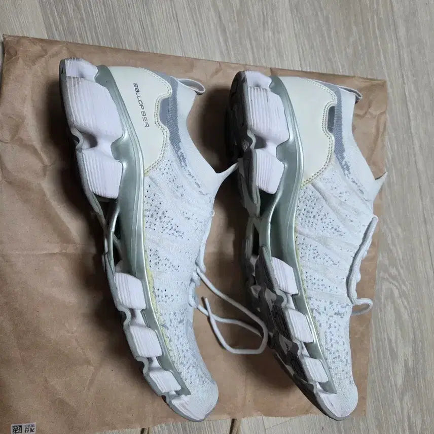 [SOLD OUT] 밸롭(BALLOP) BSR 런닝화 티바트2.0 화이트 275mm