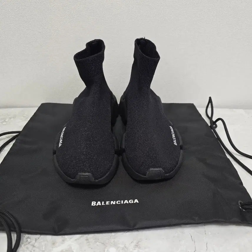 [BUNJANG] Balenciaga Speedrunner 2.0 Sneakers (Black) / 발렌시아가 스피드러너 2.0 스니커즈 신발 38사이즈 250 255 블랙