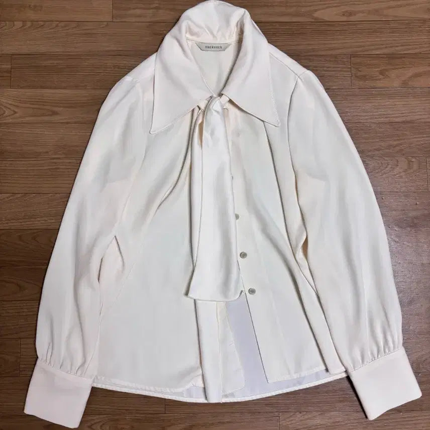 [BUNJANG] Hackesch Ivory Ribbon Blouse / Hackesch 아이보리 리본 블라우스