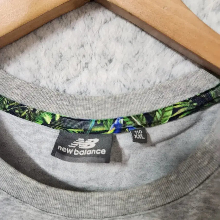 [SOLD OUT] 231A [110] 뉴발란스 반팔 티셔츠