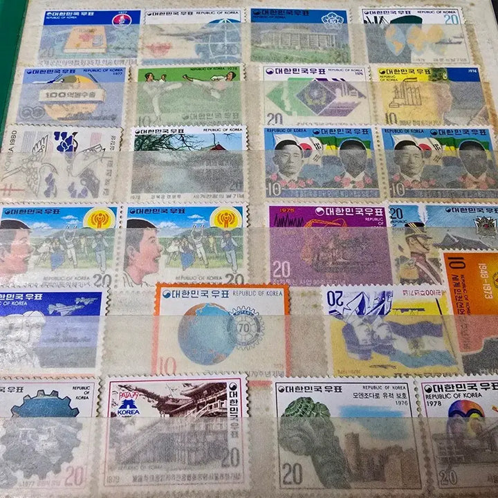 [BUNJANG] Vintage Retro Korean Stamps Collection / 레트로 빈티지 근대사 우표 우표집 1
