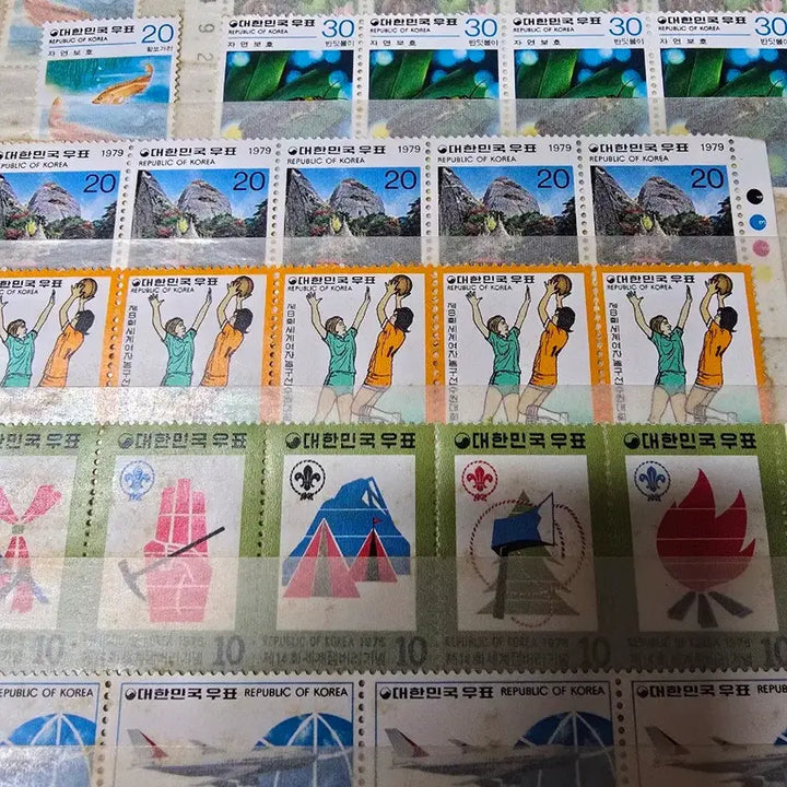 [BUNJANG] Vintage Retro Korean Stamps Collection / 레트로 빈티지 근대사 우표 우표집 1