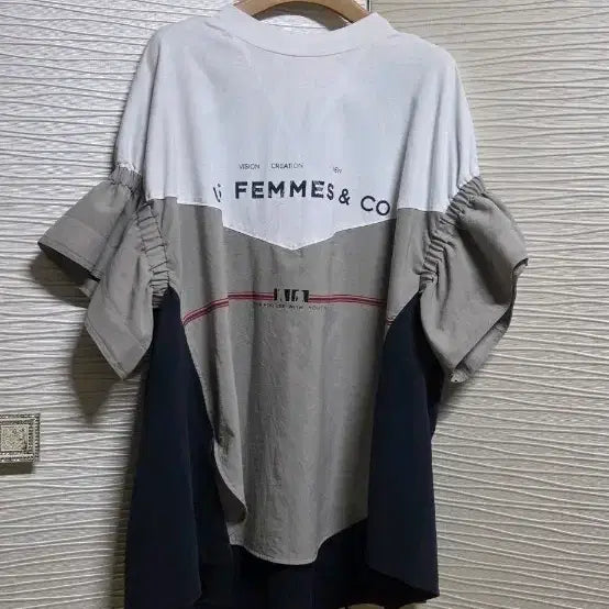[SOLD OUT] 시스템 반팔티 블라우스