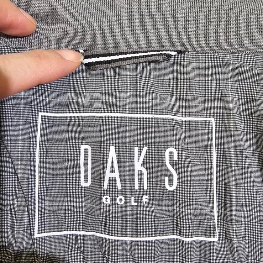[BUNJANG] Daks Golf Checkered Lightweight Windbreaker Jacket / 닥스 골프 잔체크 경량 바람막이 자켓 110