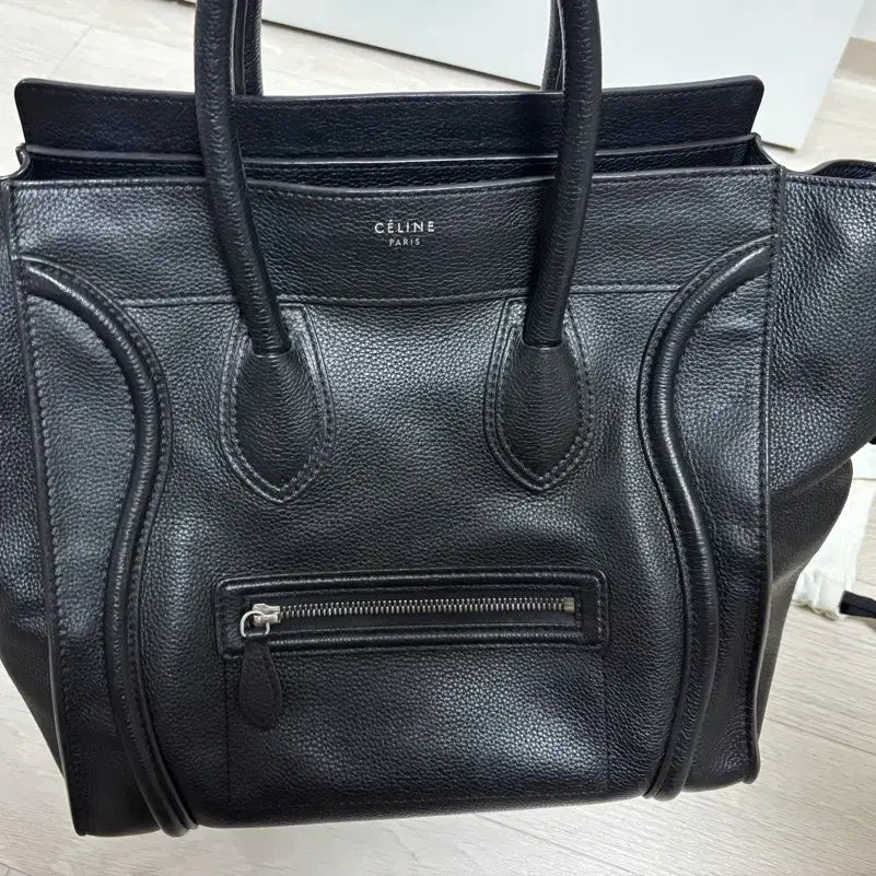 [BUNJANG] Celine Luggage Bag Mini Black Leather Handbag / 셀린느 러기지백 미니 블랙