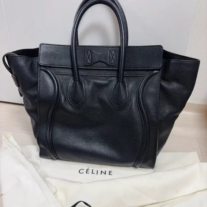 [BUNJANG] Celine Luggage Bag Mini Black Leather Handbag / 셀린느 러기지백 미니 블랙