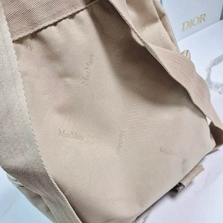 [BUNJANG] Max Mara Nylon Backpack / (정품) 막스마라 나일론 백팩 가방