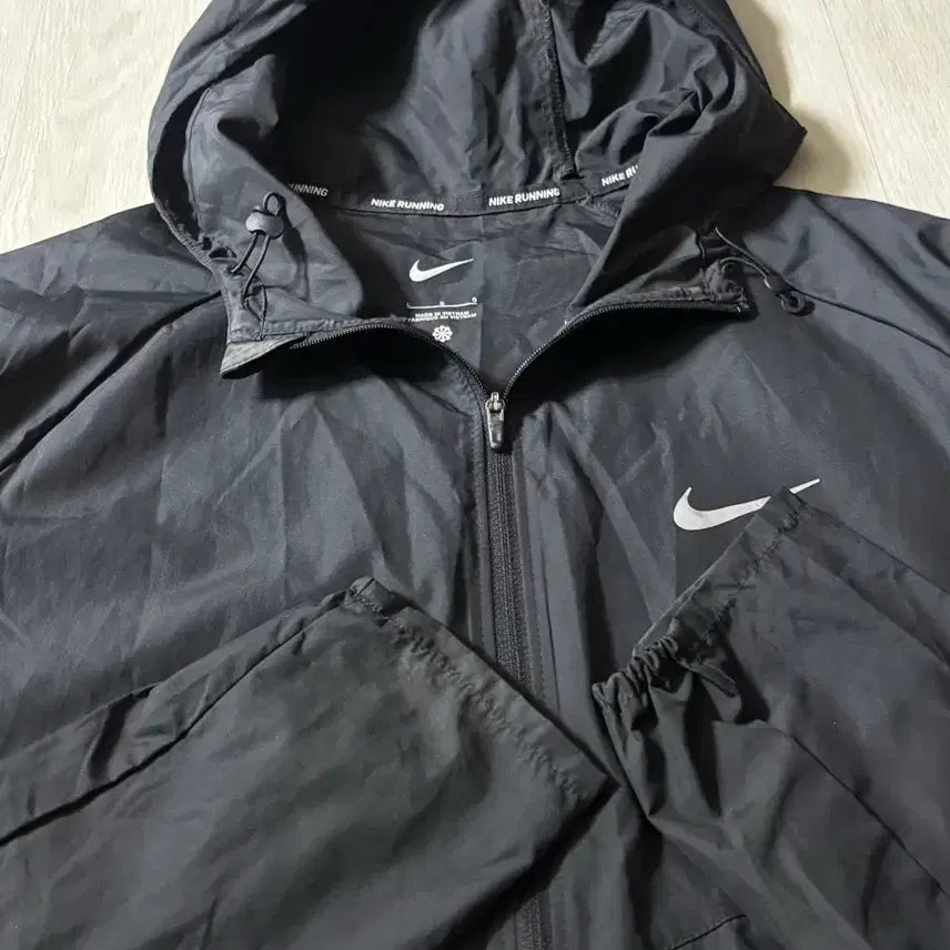[SOLD OUT] 나이키 러닝 바람막이 L