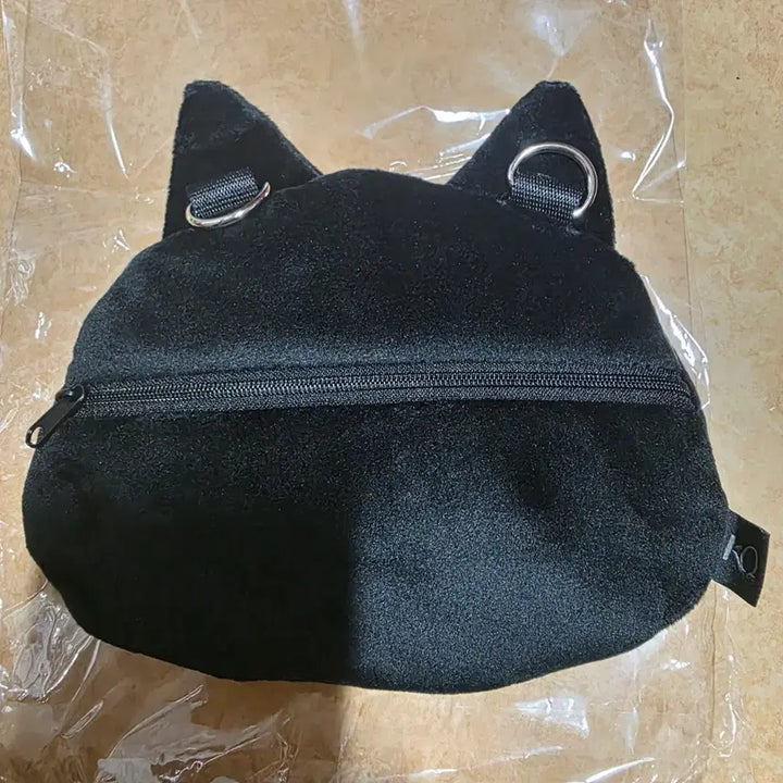 [BUNJANG] Anitiz Sandeok Face Pouch Bag / 애니티즈 얼굴 파우치백 (산덕이)