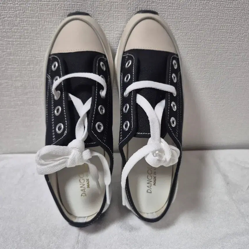 [BUNJANG] Black Canvas Mule Sneakers / 블랙 캔버스 뮬 스니커즈 운동화