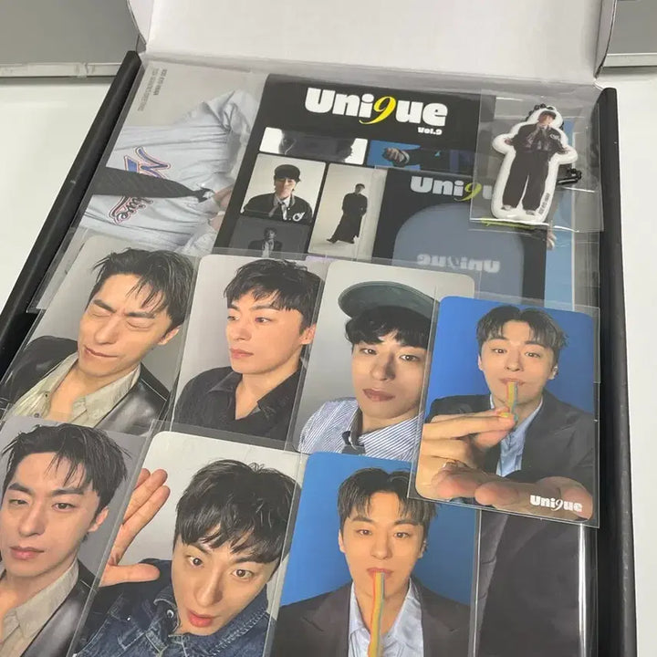 [SOLD OUT] 구교환 시그 2024 시즌그리팅 유니구