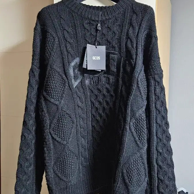[BUNJANG] GCDS Knit Sweatshirt Hoodie Jacket / GCDS 니트 맨투맨 후드 자켓