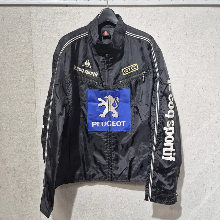 [SOLD OUT] 르꼬끄 스포르티브 푸조 콜라보 바람막이 블랙