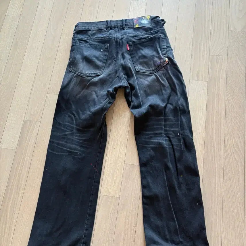[SOLD OUT] 블랙아웃 페인팅 데님 M