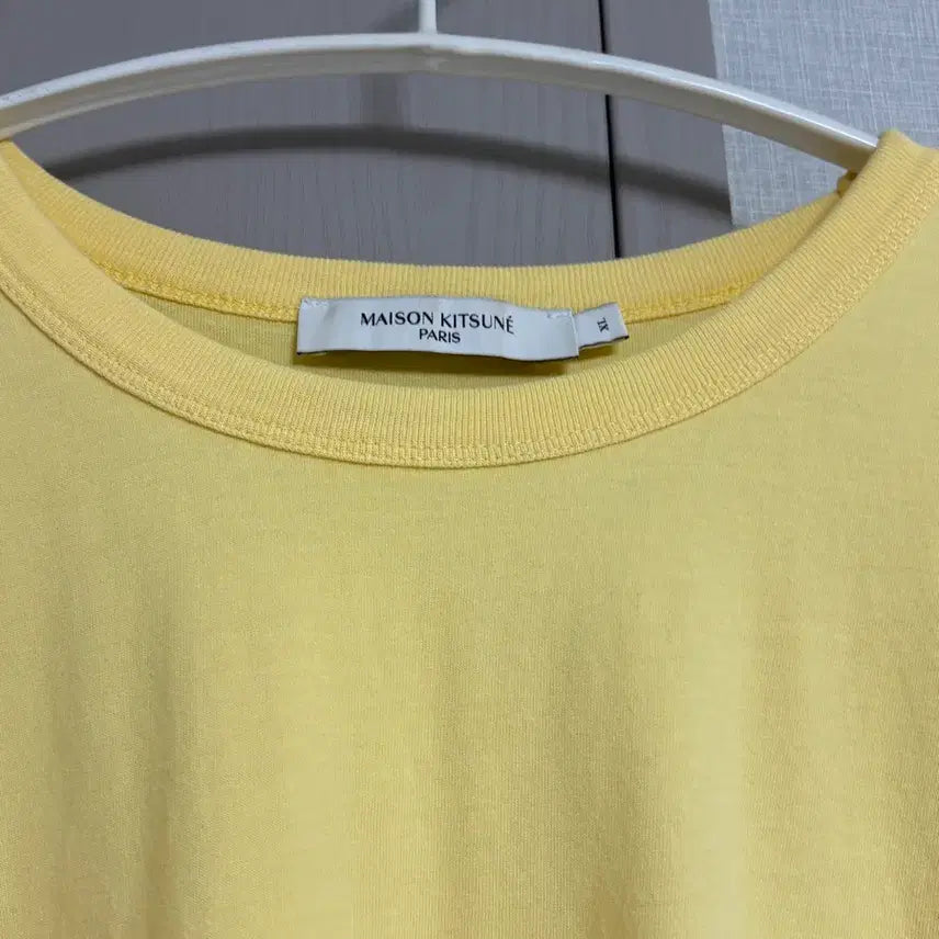 [SOLD OUT] 메종키츠네 폭스 자수 옐로우 반팔티 XL (실착1번)