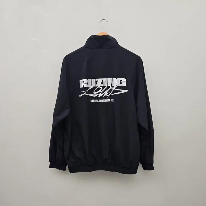 [SOLD OUT] 라이즈 2025 트랙자켓 새상품
