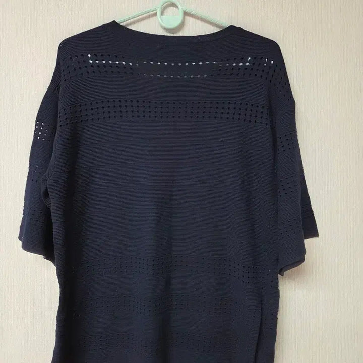 [BUNJANG] Beanpole Navy Punched Detail Short Sleeve Knit / 빈폴 네이비 반팔 니트 펀칭 디테일