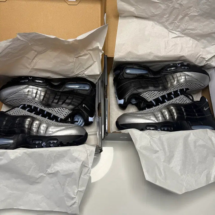 [BUNJANG] Nike x Palace Air Max 95 Sneakers / 나이키 팔라스 맥스95 275