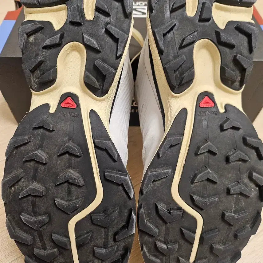 [SOLD OUT] 살로몬 XT-4 화이트 루나락 275(박스풀)