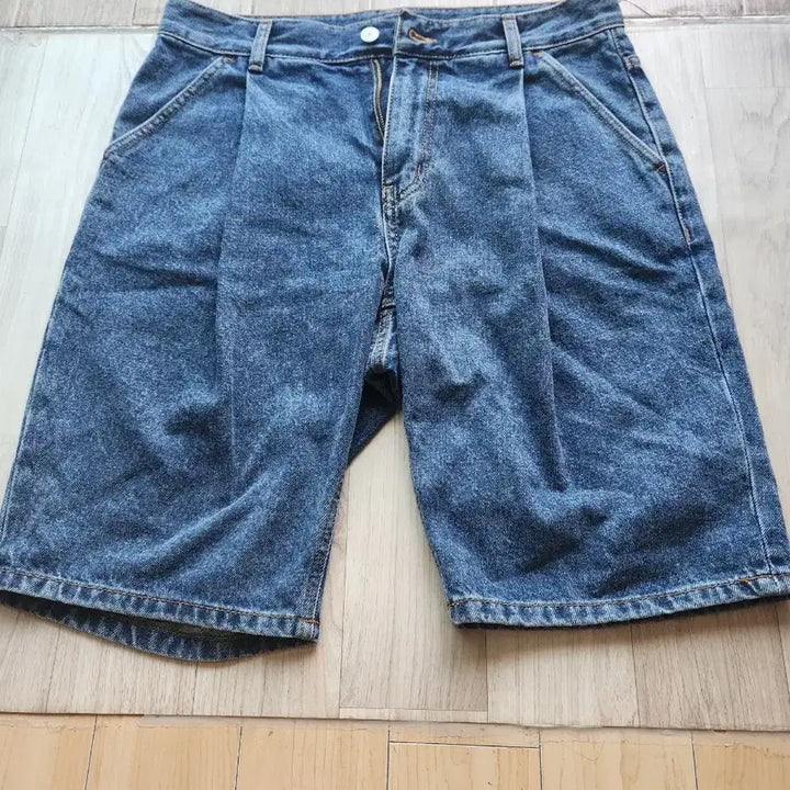[BUNJANG] Uniform Bridge One-Tuck Denim Shorts M(30) / 유니폼브릿지 원턱 데님 쇼츠 M(30)