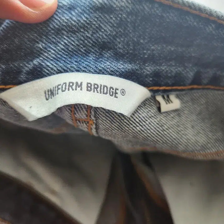 [BUNJANG] Uniform Bridge One-Tuck Denim Shorts M(30) / 유니폼브릿지 원턱 데님 쇼츠 M(30)