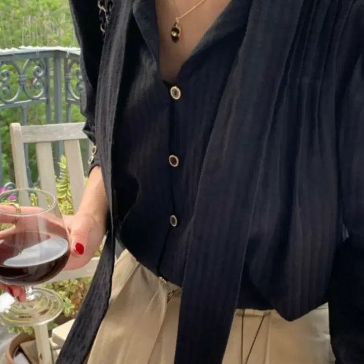 [BUNJANG] Signature Wish Pleated Blouse - Black / [새상품]시그니처 위시 타이 핀턱 블라우스 블랙