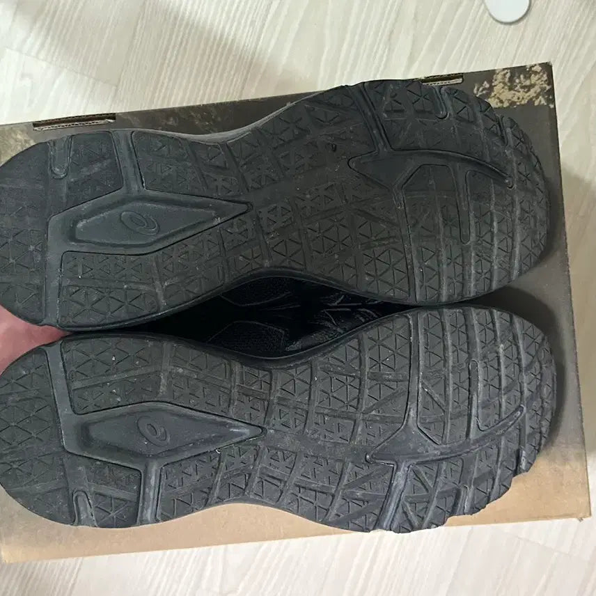 [SOLD OUT] 아식스 조그100s 280