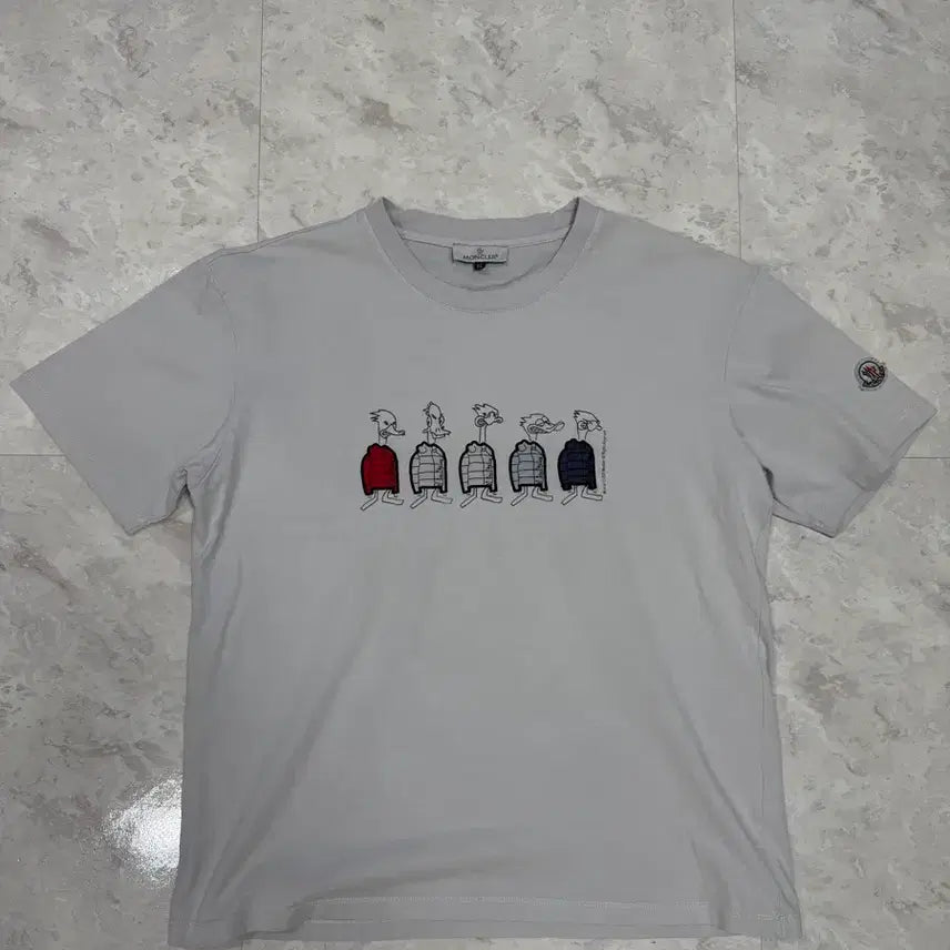 [BUNJANG] Moncler Embroidered Gray Simple T-Shirt / 몽클레어 오리자수 그레이 심플 티셔츠