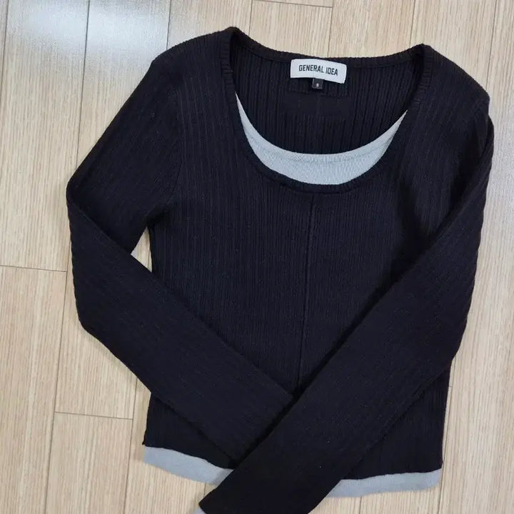 [BUNJANG] General Idea Black Long Sleeve Knit / 제너럴아이디어 블랙 긴팔 니트