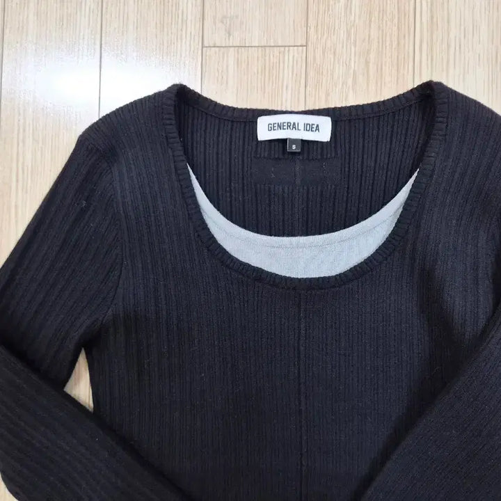 [BUNJANG] General Idea Black Long Sleeve Knit / 제너럴아이디어 블랙 긴팔 니트