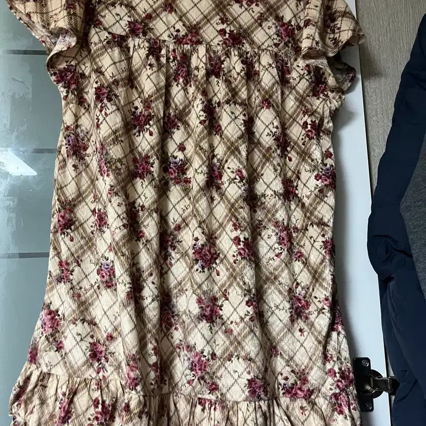 [BUNJANG] Rosa Cherry Floral Dress / 로사체리 플로럴 원피스