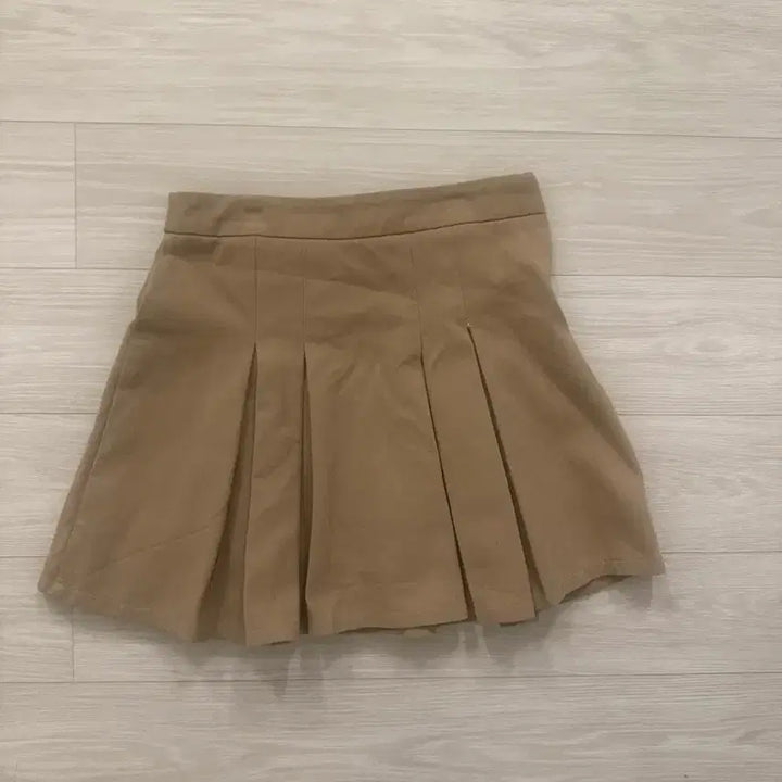 [BUNJANG] Andmore High Waist Pleated Mini Skirt / 에이블리 앤드모어 하이웨스트 플리츠 미니스커트