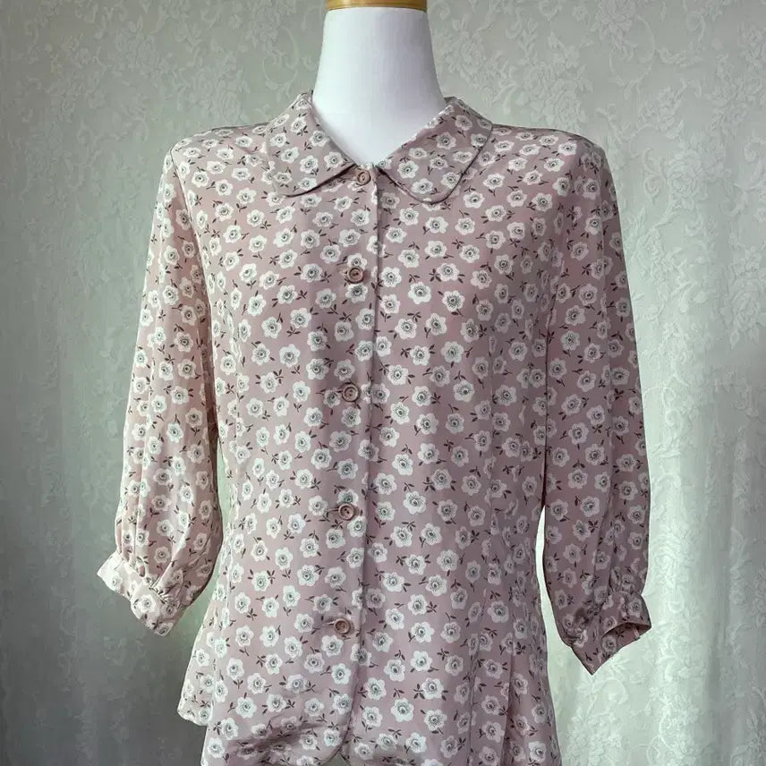 [BUNJANG] Vintage Flower Pattern Pink Blouse / 빈티지 플라워 패턴 핑크 블라우스