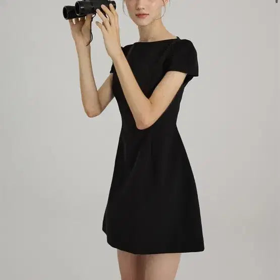 [SOLD OUT] 플로움 아이코닉 미니드레스 블랙