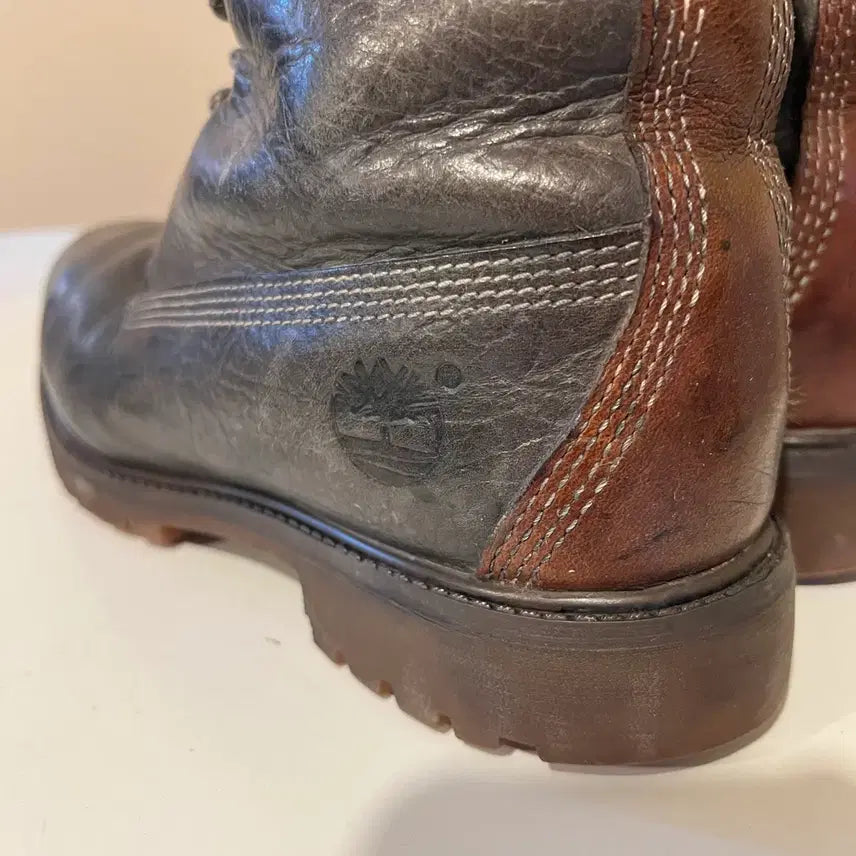 [BUNJANG] Timberland 6-Inch Premium Leather Black Boots / 팀버랜드 6인치 프리미엄 레더 블랙 부츠 (00672)