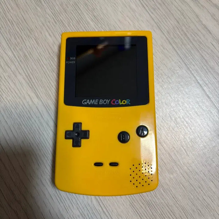 [SOLD OUT] 닌텐도 게임보이 컬러 GBC 2.6인치 ips 백라이트 유광 옐로 하우징